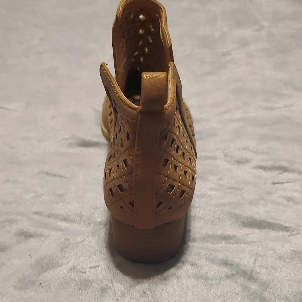 A Rider Girl Chic Bronze Women's Ankle Booties - Picture 11 of 14